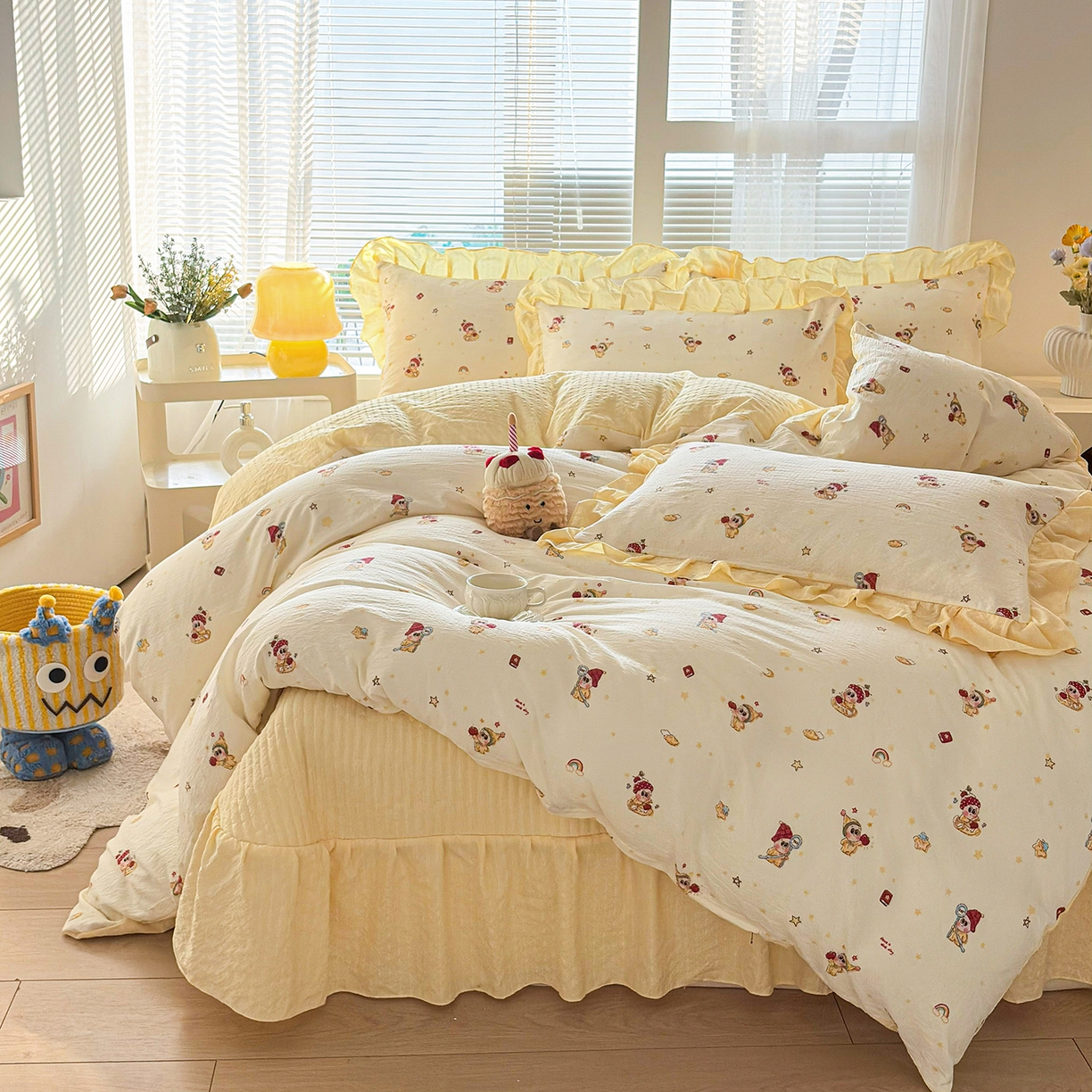 91家纺网 家纺一手货源 找家纺 民新家纺 2026新款泡芙双层纱床盖款四件套 星星人