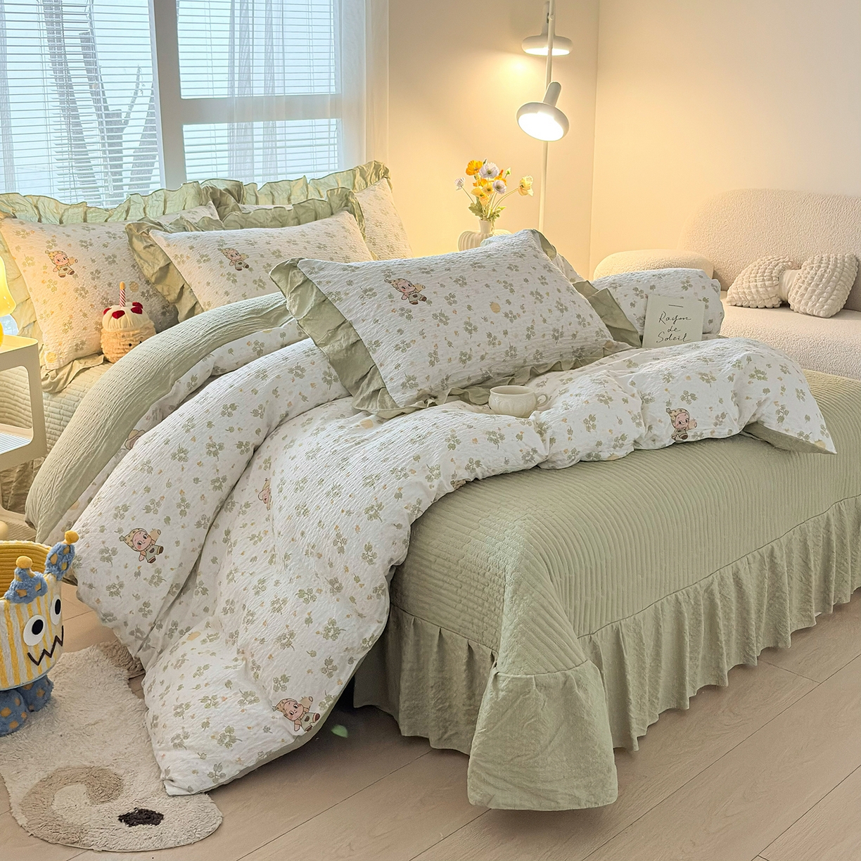 91家纺网 家纺一手货源 找家纺 民新家纺 2026新款泡芙双层纱床盖款四件套 幸运星