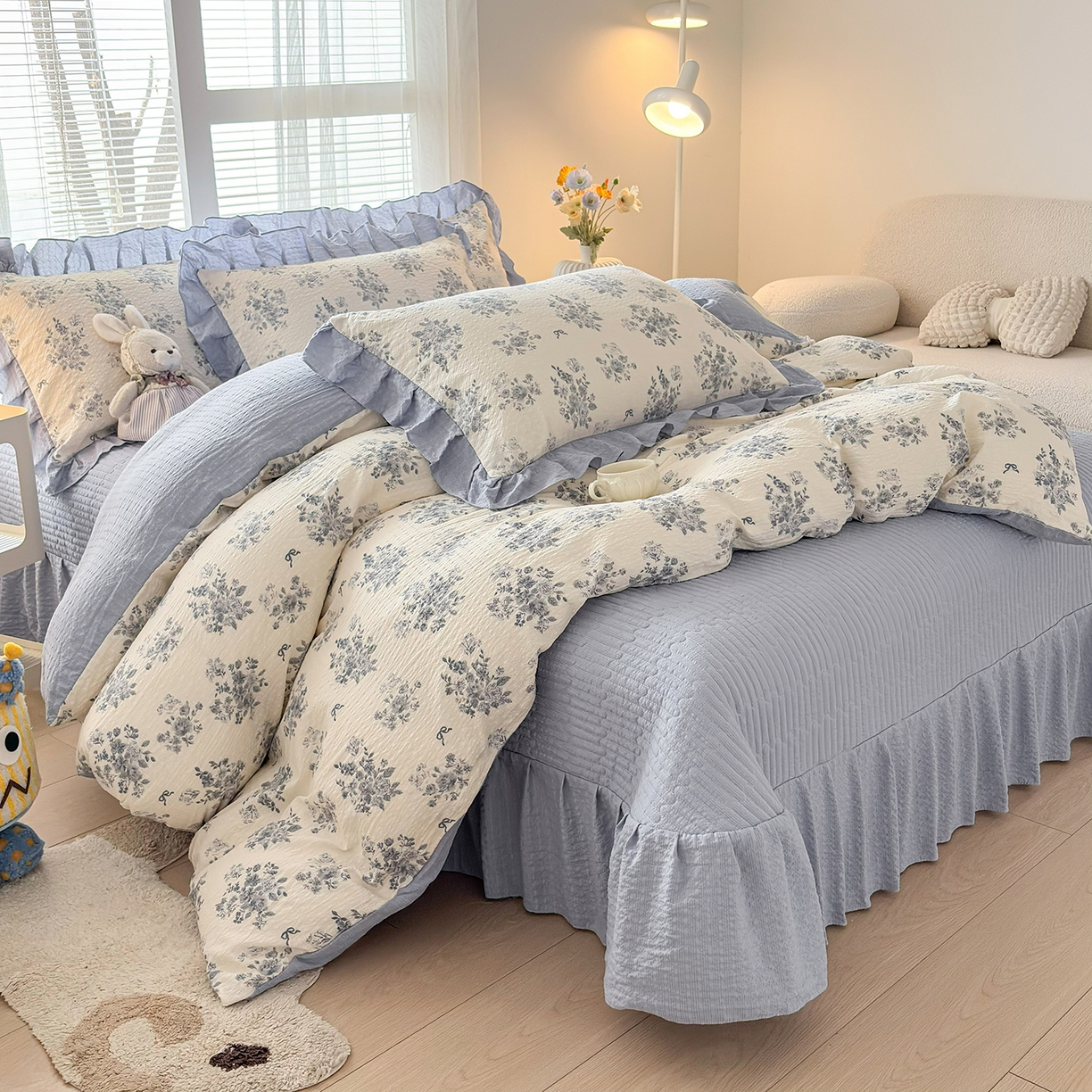 91家纺网 家纺一手货源 找家纺 民新家纺 2026新款泡芙双层纱床盖款四件套 仲夏之梦