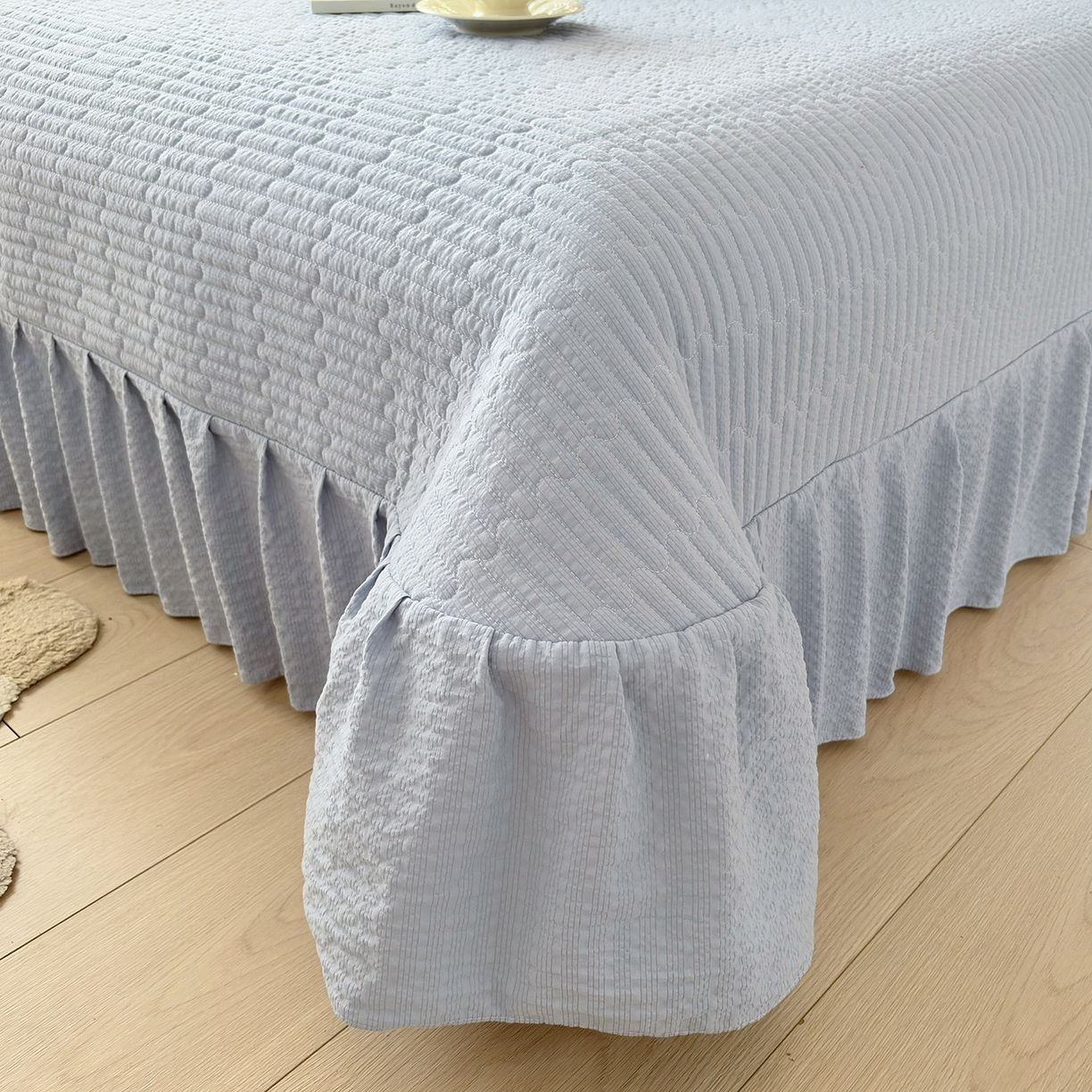 91家纺网 家纺一手货源 找家纺 民新家纺 2026新款泡芙双层纱床盖款四件套 小雪人-蓝