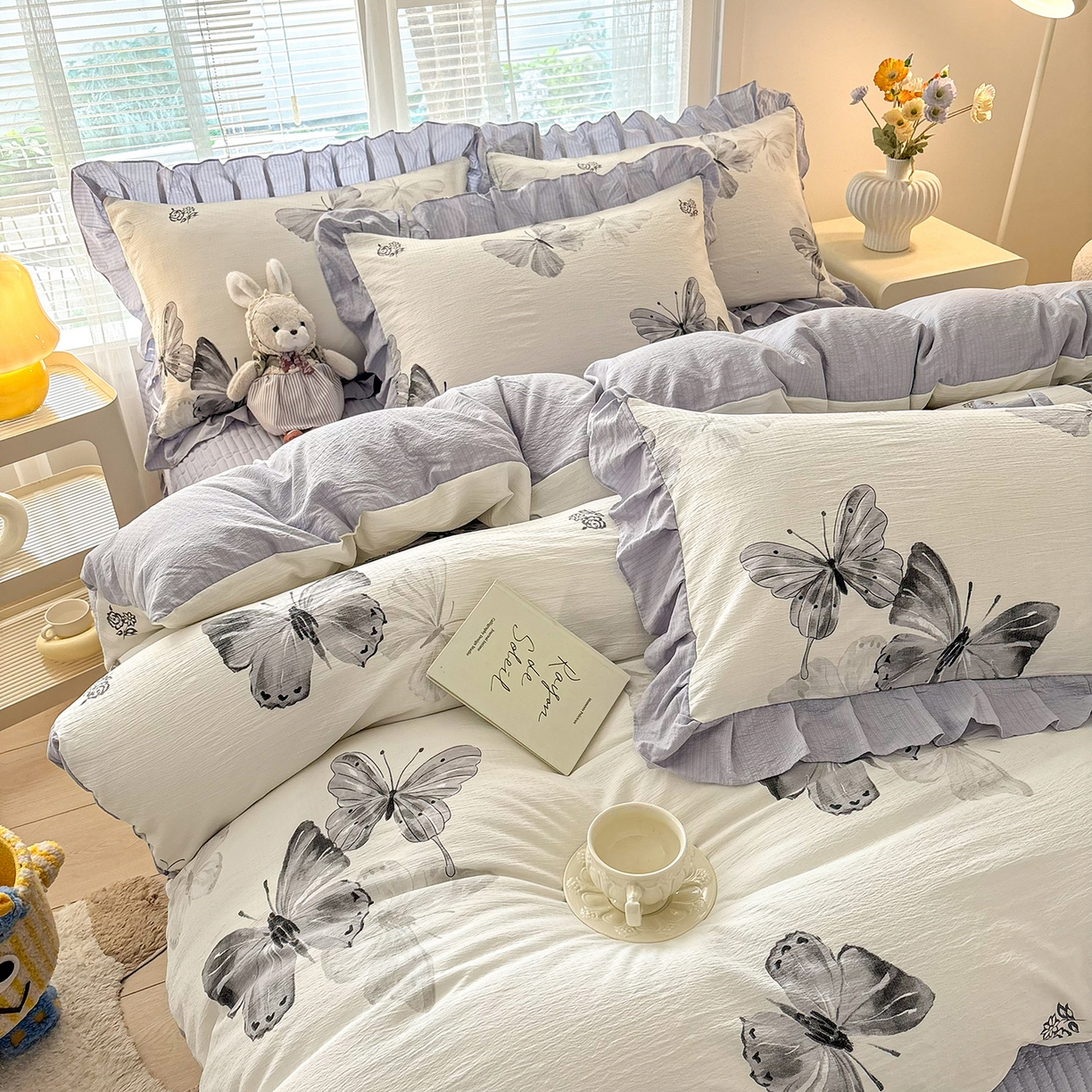 91家纺网 家纺一手货源 找家纺 民新家纺 2026新款泡芙双层纱床盖款四件套 蝴蝶飞舞