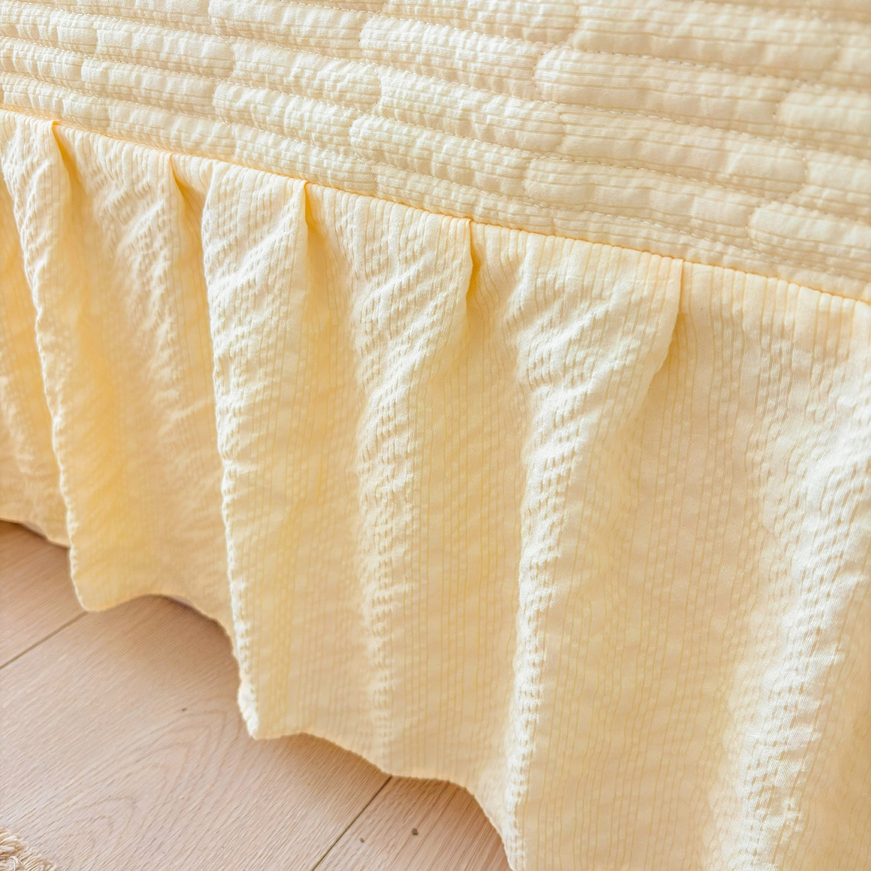 91家纺网 家纺一手货源 找家纺 民新家纺 2026新款泡芙双层纱床盖款四件套 心心相印