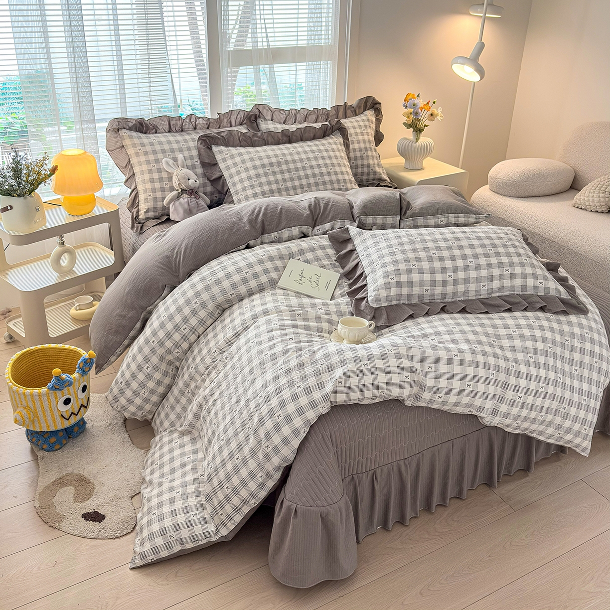 91家纺网 家纺一手货源 找家纺 民新家纺 2026新款泡芙双层纱床盖款四件套 蝴蝶结-灰