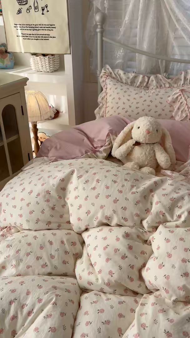 91家纺网 家纺一手货源 找家纺 睡美美家纺 2026新款水洗云朵棉亲肤花边款四件套 岛屿