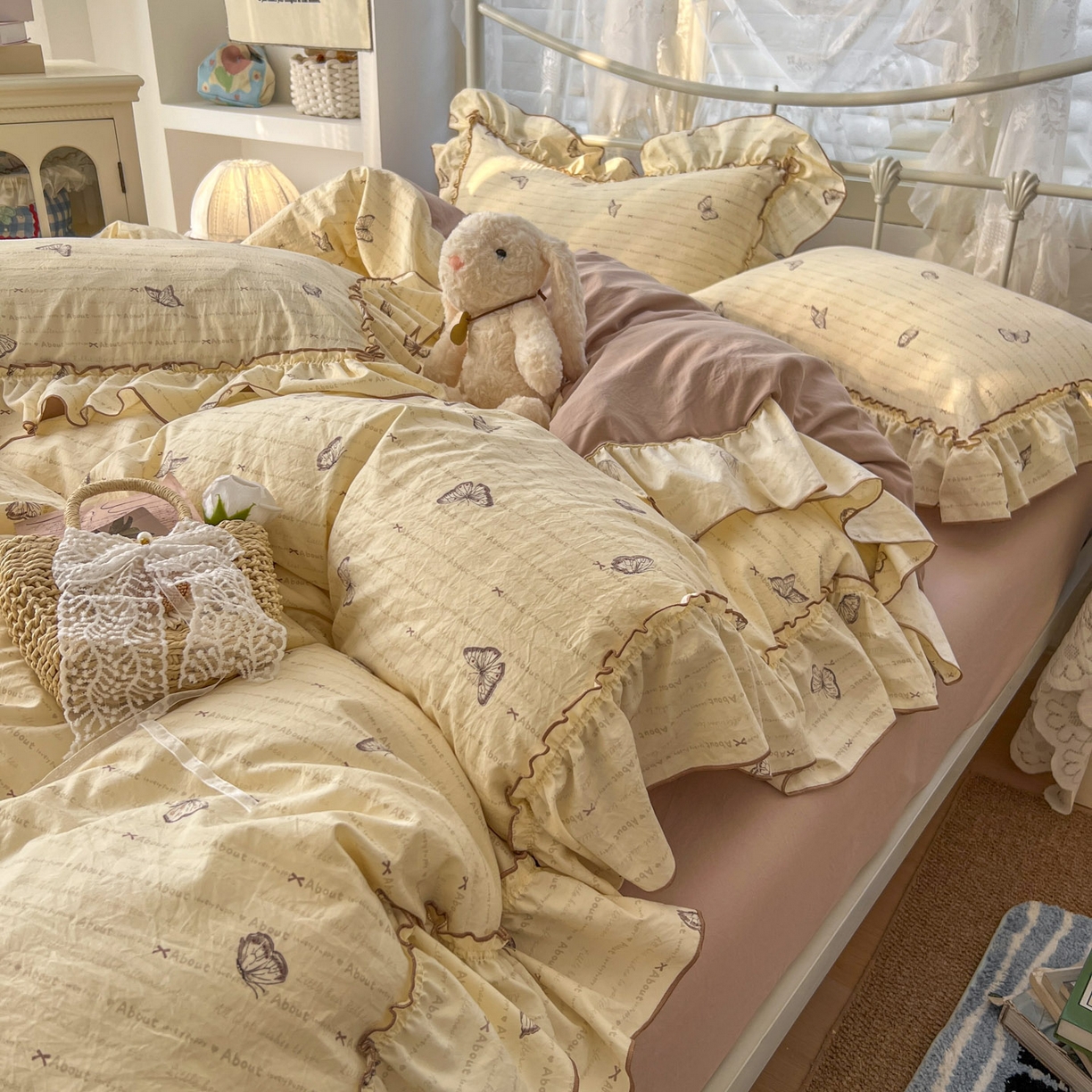 91家纺网 家纺一手货源 找家纺 睡美美家纺 2026新款水洗云朵棉亲肤花边款四件套 蝴蝶