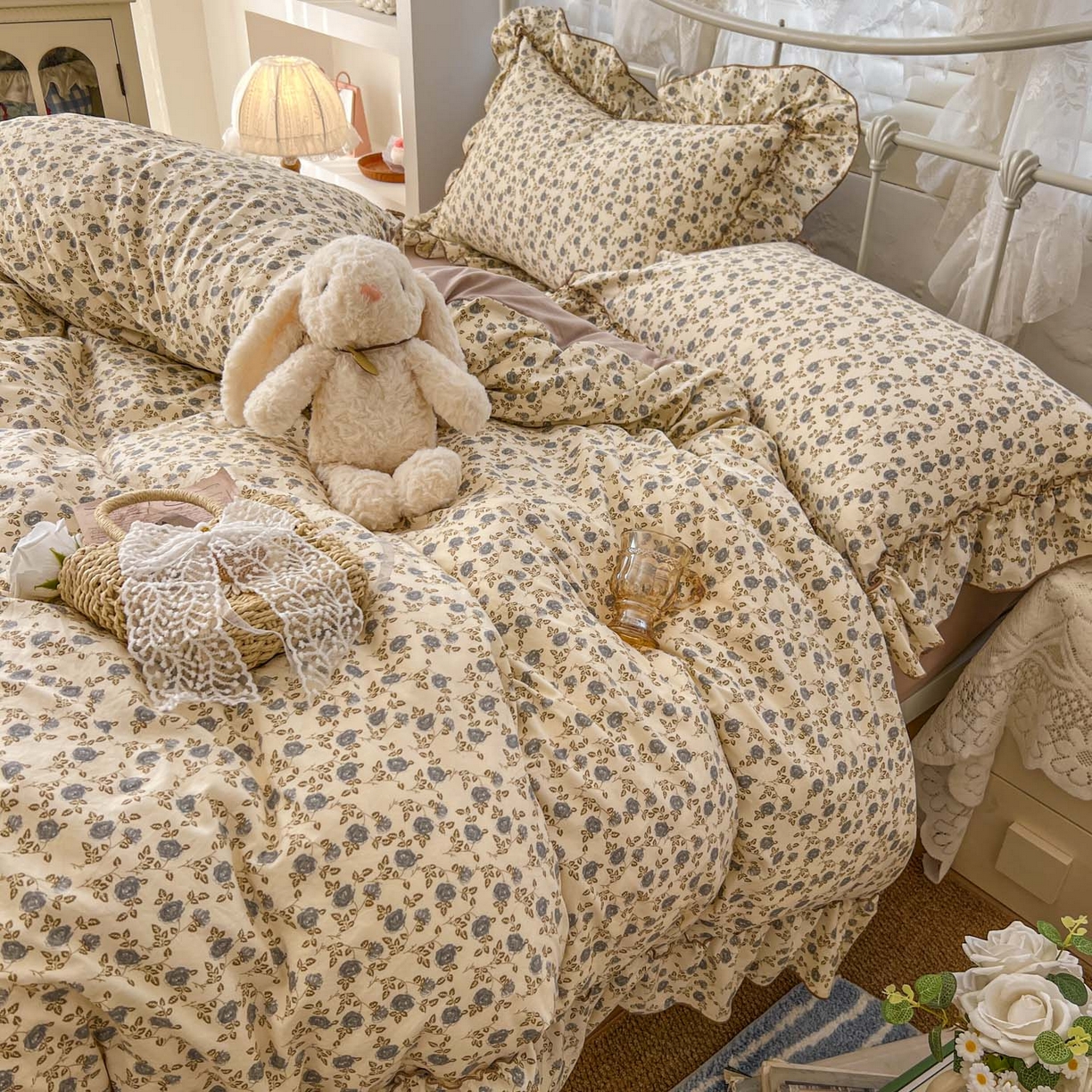 91家纺网 家纺一手货源 找家纺 睡美美家纺 2026新款水洗云朵棉亲肤花边款四件套 花影