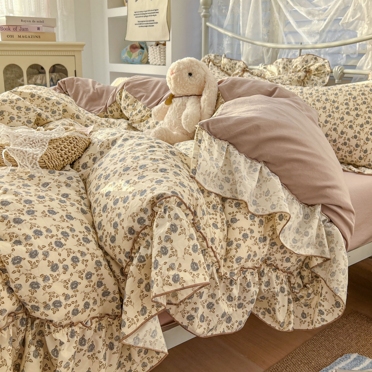 91家纺网 家纺一手货源 找家纺 睡美美家纺 2026新款水洗云朵棉亲肤花边款四件套 花影