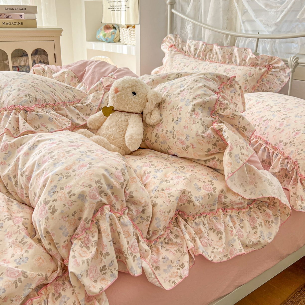 91家纺网 家纺一手货源 找家纺 睡美美家纺 2026新款水洗云朵棉亲肤花边款四件套 桃枝