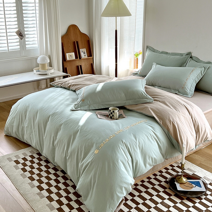 91家纺网 家纺一手货源 找家纺 拼社家纺 2026新款A类色织全棉水洗棉四件套纯棉四件套刺绣床上用品-漫系列 艾玛绿+卡其