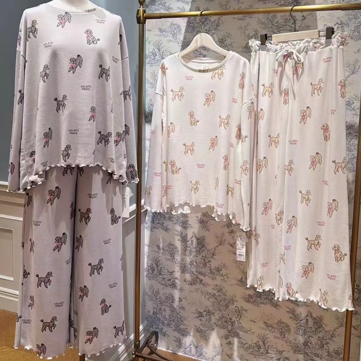 91家纺网 家纺一手货源 找家纺 （总）妍景家居生活馆 2026新款混纺-满印贵宾犬套装