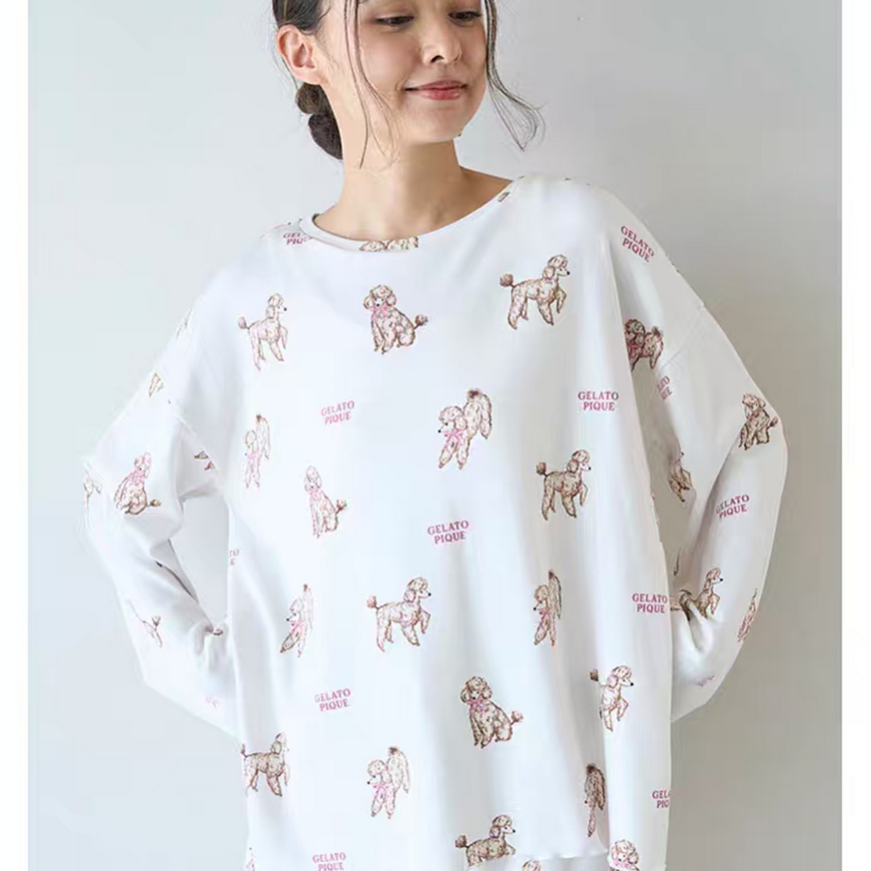 91家纺网 家纺一手货源 找家纺 妍景家居生活馆 2026新款混纺-满印贵宾犬套装 米白色