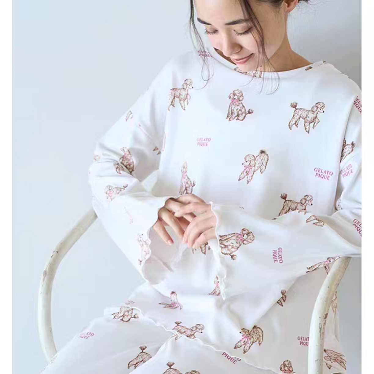 91家纺网 家纺一手货源 找家纺 （总）妍景家居生活馆 2026新款混纺-满印贵宾犬套装