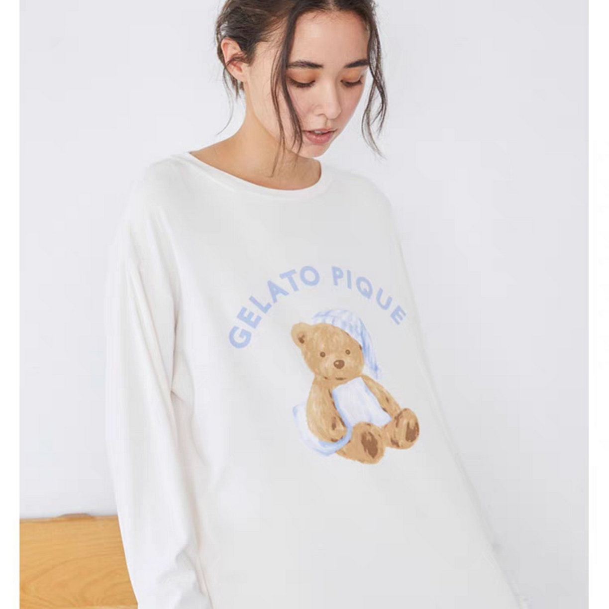 91家纺网 家纺一手货源 找家纺 （总）妍景家居生活馆 2026新款抱枕带帽小熊套装