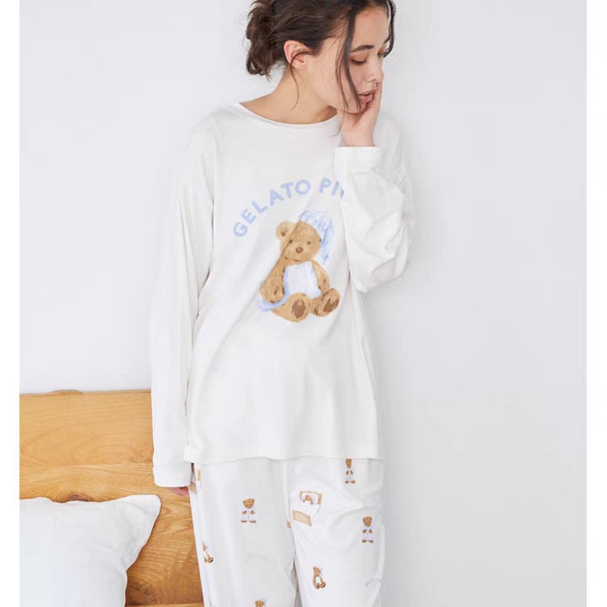 91家纺网 家纺一手货源 找家纺 （总）妍景家居生活馆 2026新款抱枕带帽小熊套装