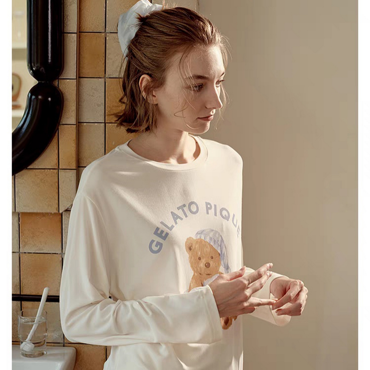 91家纺网 家纺一手货源 找家纺 （总）妍景家居生活馆 2026新款抱枕带帽小熊套装