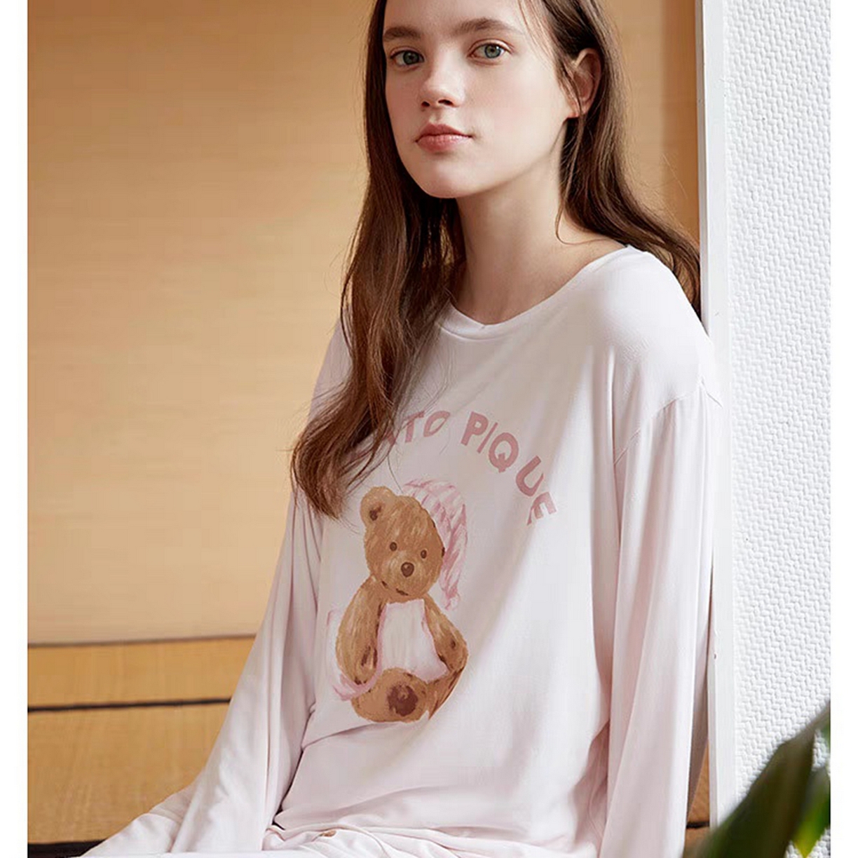 91家纺网 家纺一手货源 找家纺 妍景家居生活馆 2026新款抱枕带帽小熊套装 粉色