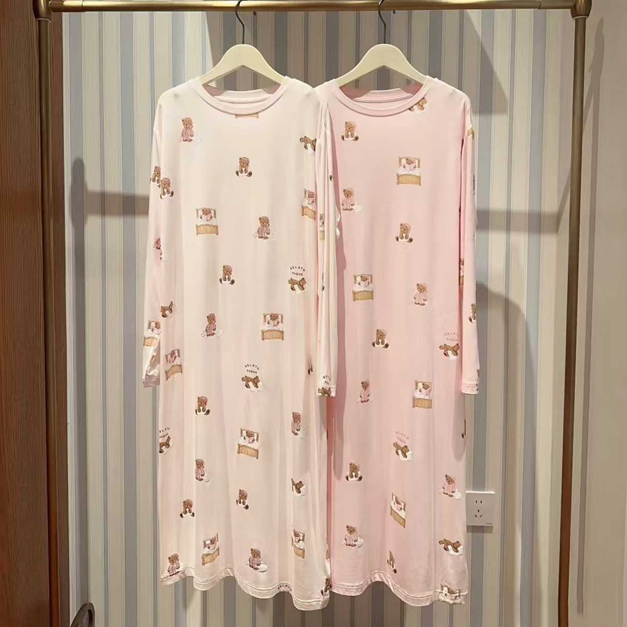 91家纺网 家纺一手货源 找家纺 妍景家居生活馆 2026新款莫代尔晚安小熊裙 深粉