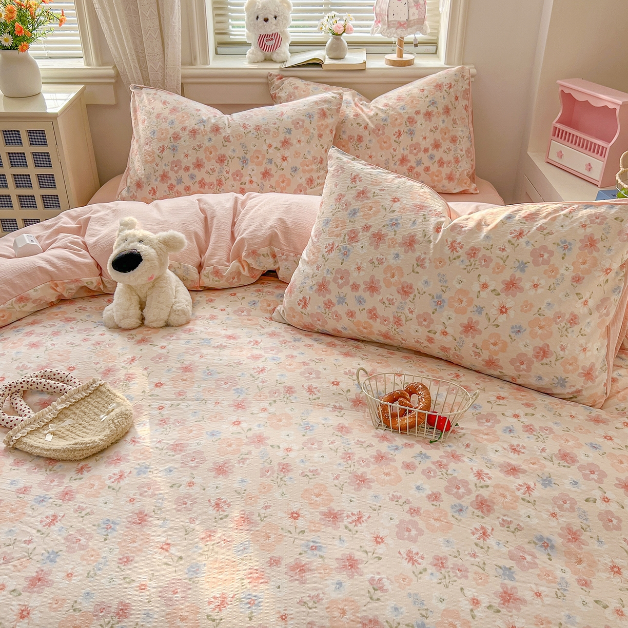 91家纺网 家纺一手货源 找家纺 金梦拉家纺 2026春夏新款云感双层纱皱皱纱系列四件套 白桃乌龙