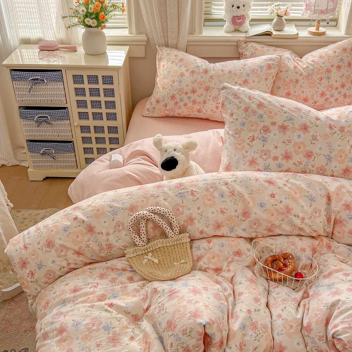 91家纺网 家纺一手货源 找家纺 金梦拉家纺 2026春夏新款云感双层纱皱皱纱系列四件套 白桃乌龙