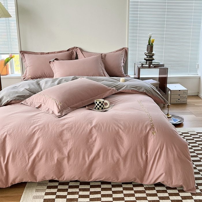 91家纺网 家纺一手货源 找家纺 拼社家纺 2026新款A类色织全棉水洗棉四件套纯棉四件套刺绣床上用品-漫系列 红豆沙+雅灰