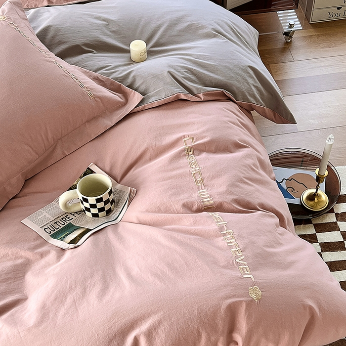 91家纺网 家纺一手货源 找家纺 拼社家纺 2026新款A类色织全棉水洗棉四件套纯棉四件套刺绣床上用品-漫系列 红豆沙+雅灰