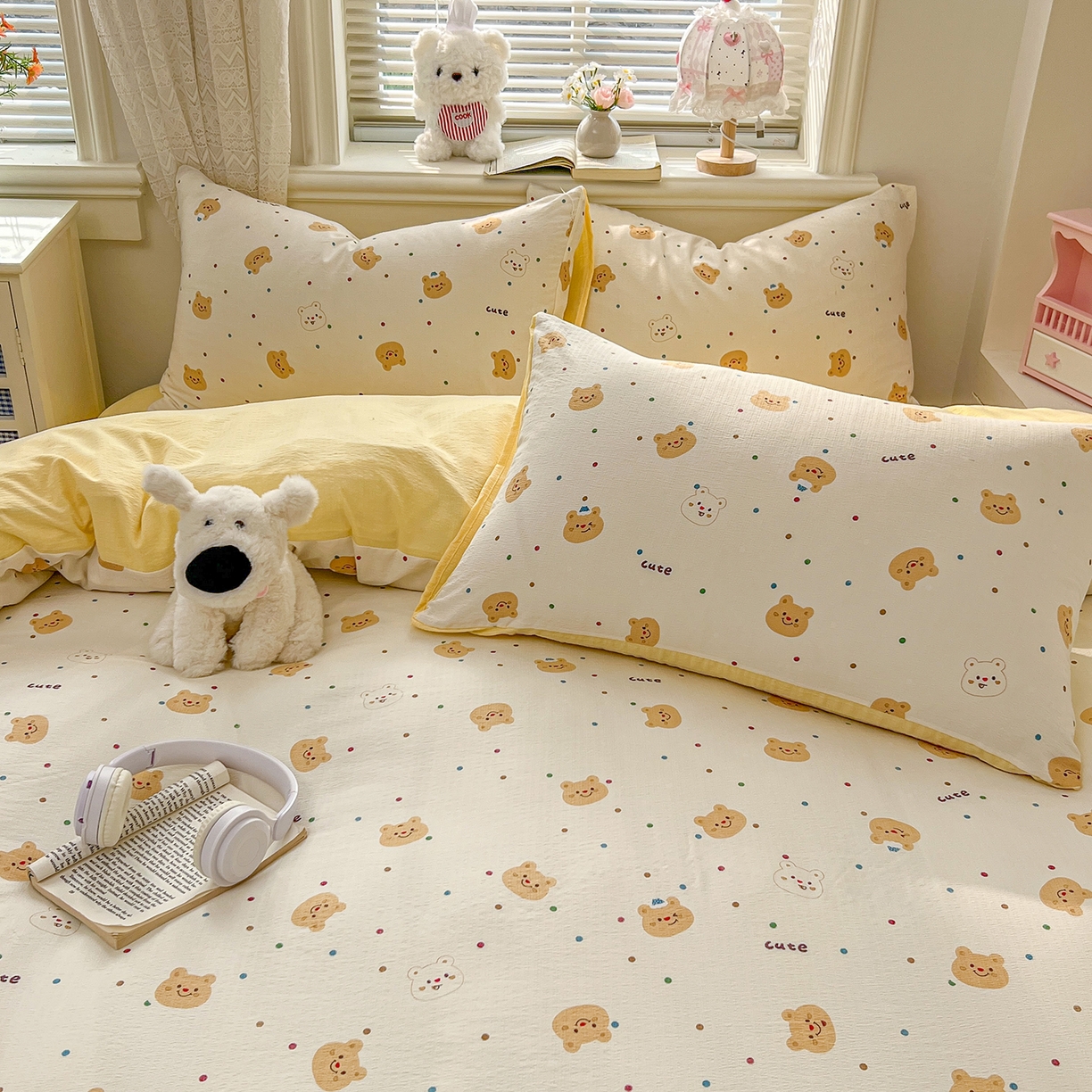 91家纺网 家纺一手货源 找家纺 金梦拉家纺 2026春夏新款云感双层纱皱皱纱系列四件套 波点熊