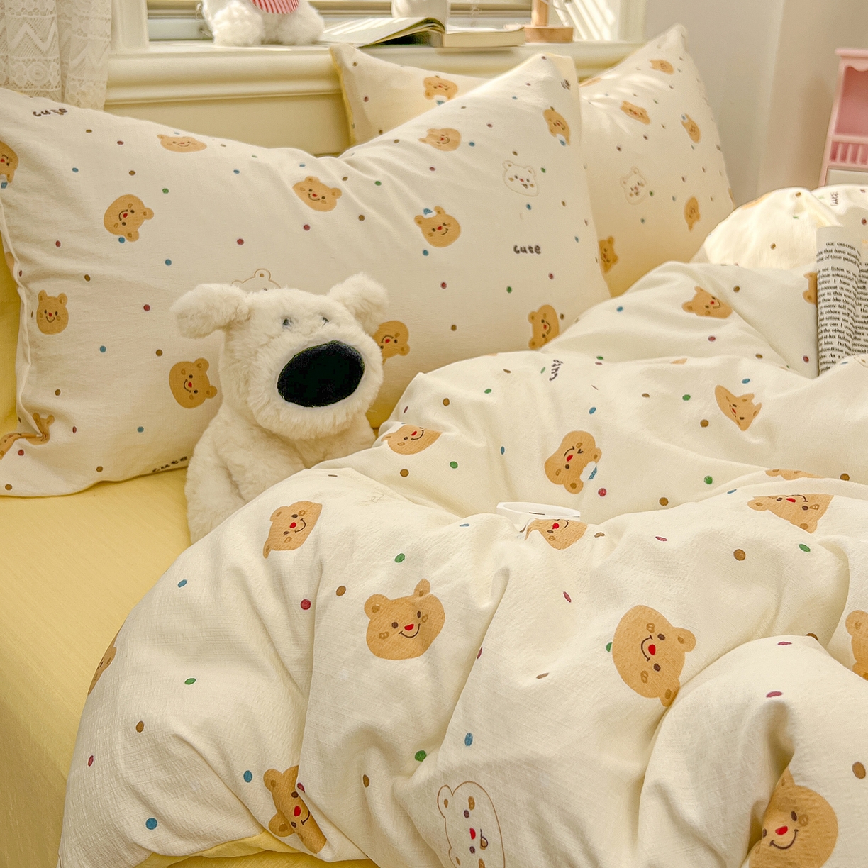 91家纺网 家纺一手货源 找家纺 金梦拉家纺 2026春夏新款云感双层纱皱皱纱系列四件套 波点熊