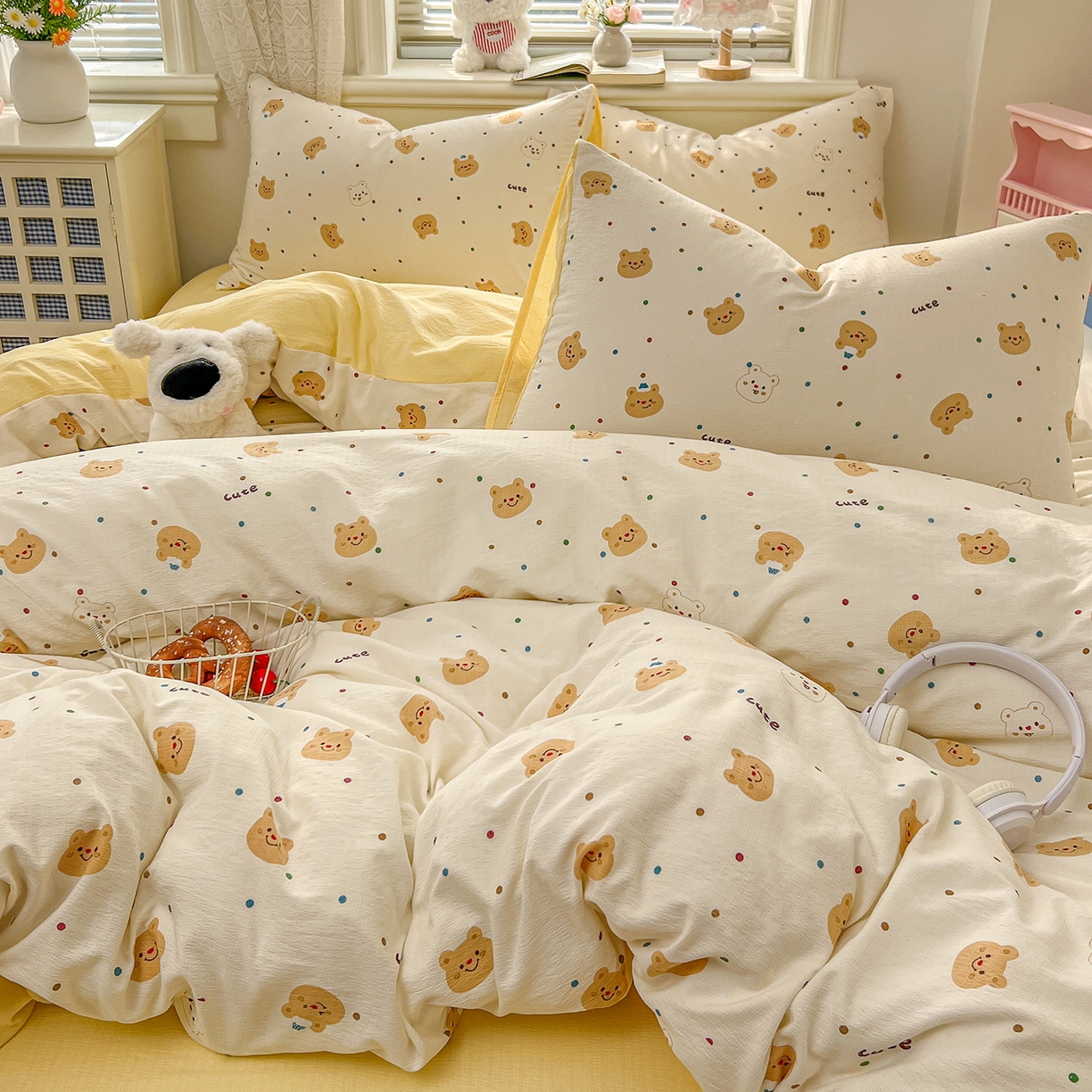 91家纺网 家纺一手货源 找家纺 金梦拉家纺 2026春夏新款云感双层纱皱皱纱系列四件套 波点熊