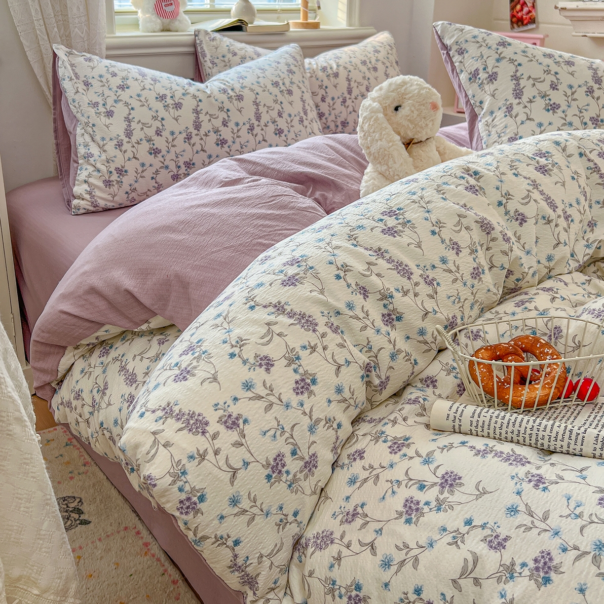 91家纺网 家纺一手货源 找家纺 金梦拉家纺 2026春夏新款云感双层纱皱皱纱系列四件套 春日铃兰