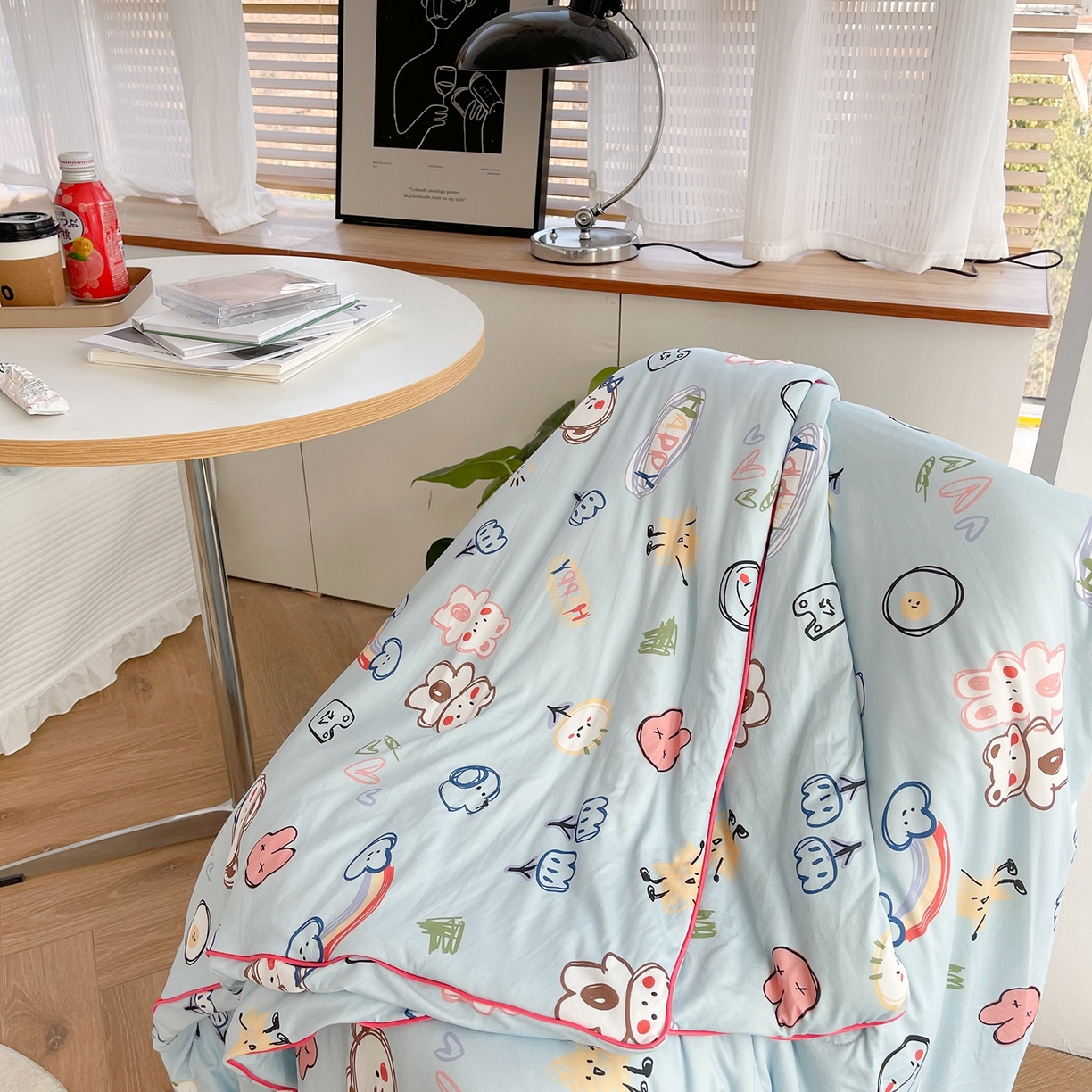 91家纺网 家纺一手货源 找家纺 咏绒家纺工厂店 厂家直销网销爆款花型永不断货2025春夏新款A类牛奶针织棉大豆夏被（长期款） 彩笔画-蓝