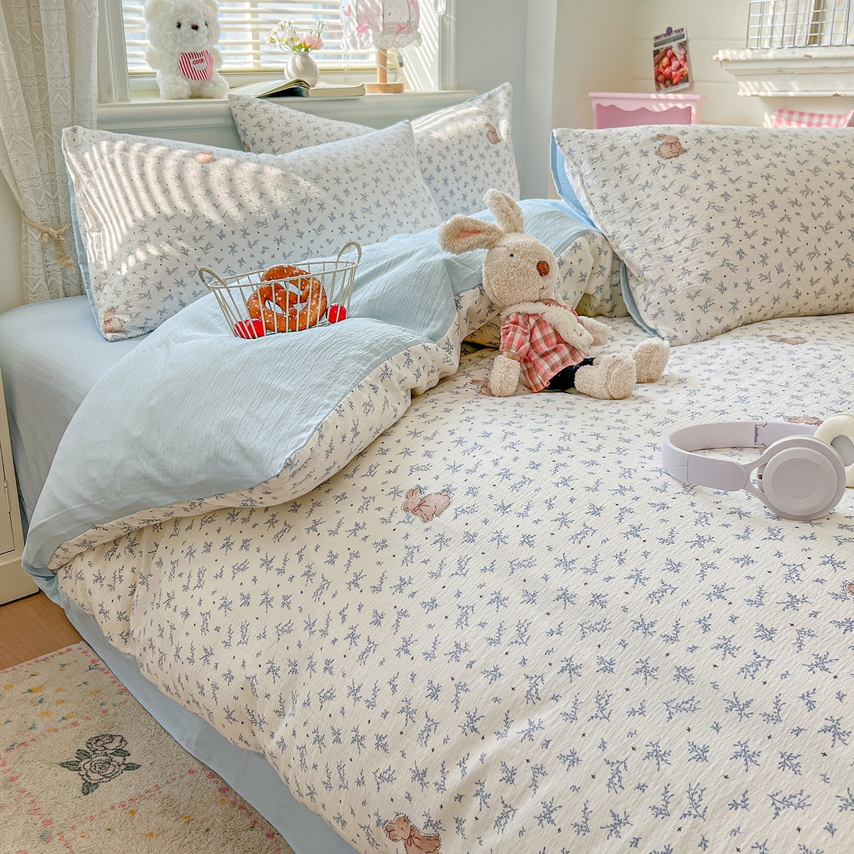 91家纺网 家纺一手货源 找家纺 金梦拉家纺 2026春夏新款云感双层纱皱皱纱系列四件套 丛林兔