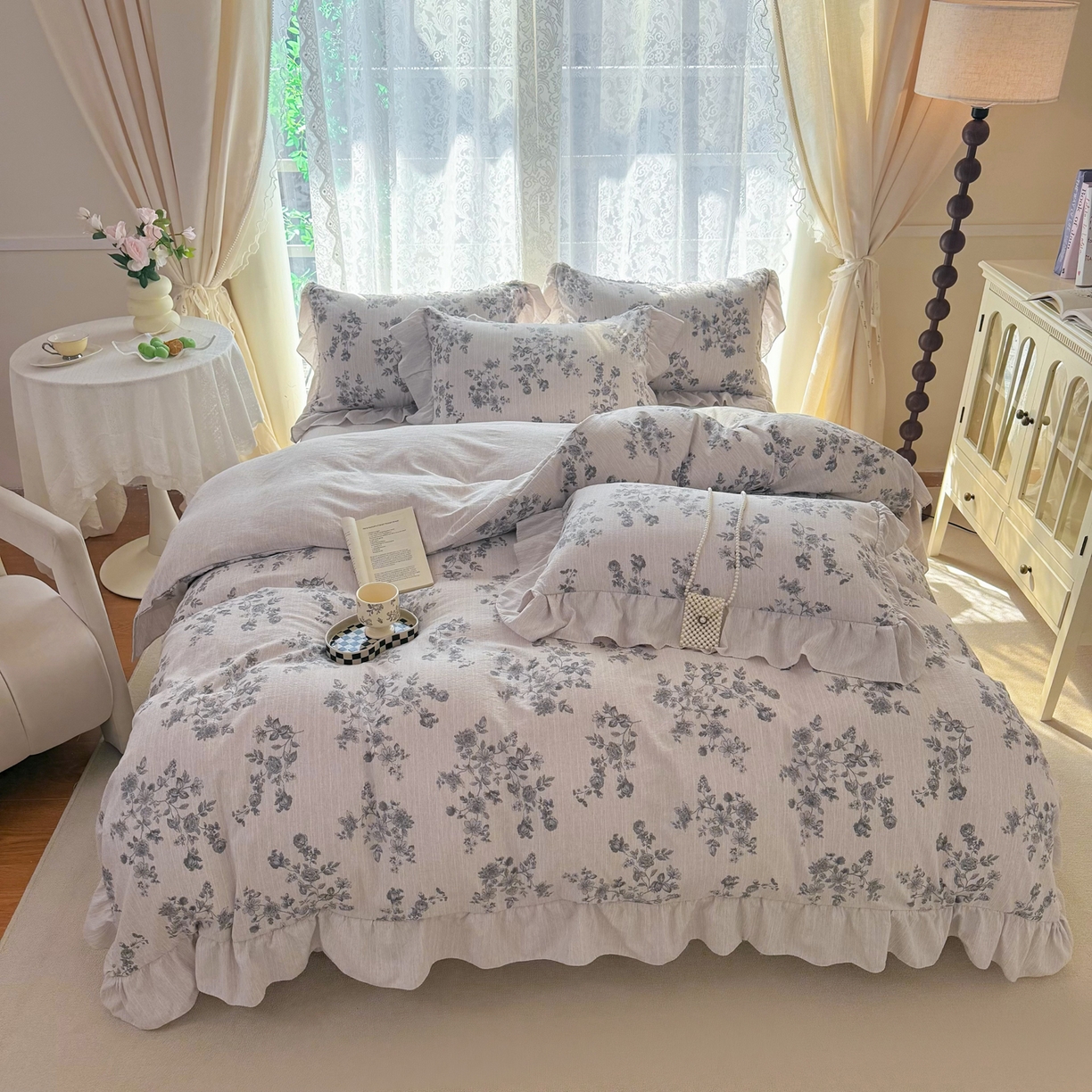 91家纺网 家纺一手货源 找家纺 赛丽雅 2026春夏新款色织提花麻法式花边款四件套 漫天春光