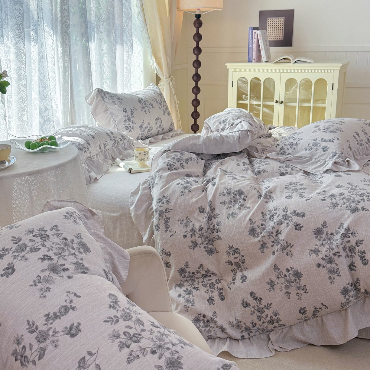 91家纺网 家纺一手货源 找家纺 赛丽雅 2026春夏新款色织提花麻法式花边款四件套 漫天春光