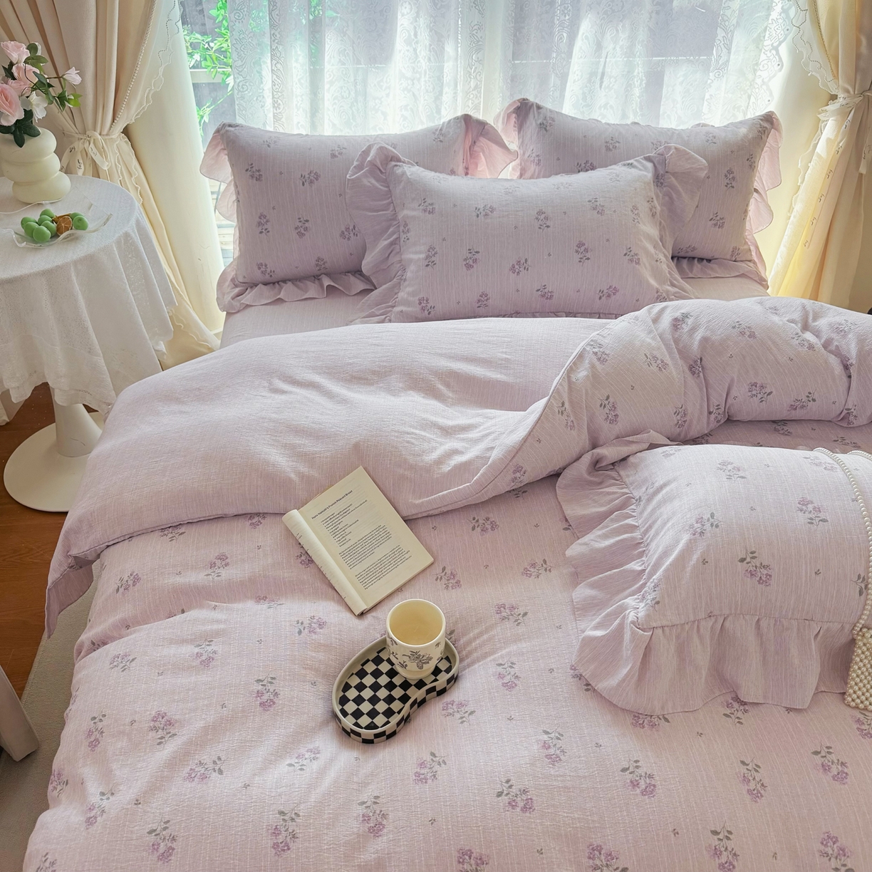 91家纺网 家纺一手货源 找家纺 赛丽雅 2026春夏新款色织提花麻法式花边款四件套 花悦时光