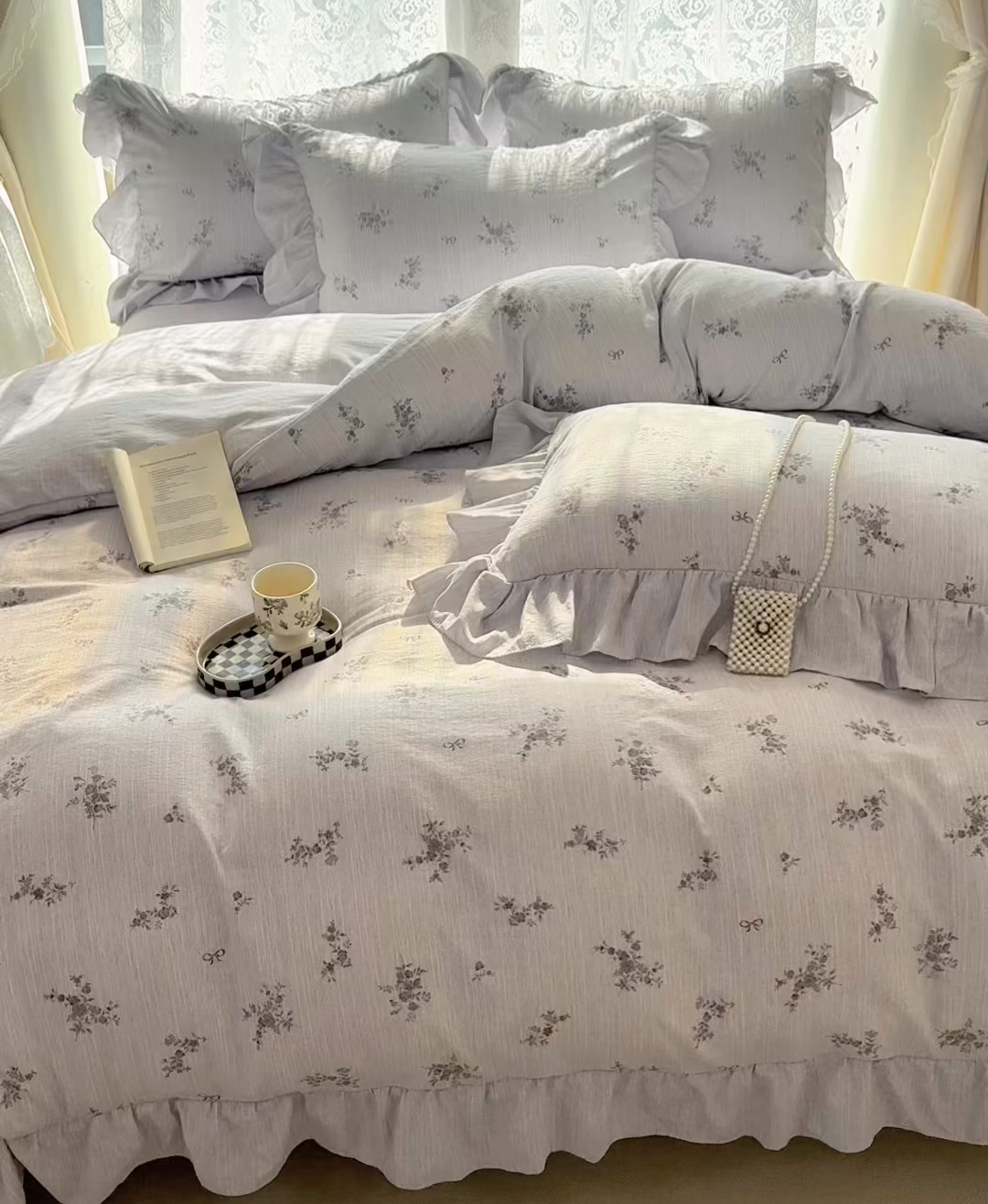 91家纺网 家纺一手货源 找家纺 赛丽雅 2026春夏新款色织提花麻法式花边款四件套 时光缓缓