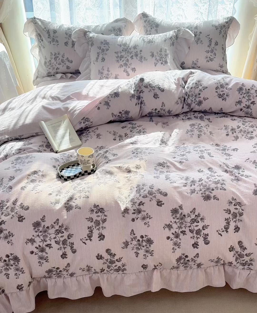 91家纺网 家纺一手货源 找家纺 赛丽雅 2026春夏新款色织提花麻法式花边款四件套 漫天春光