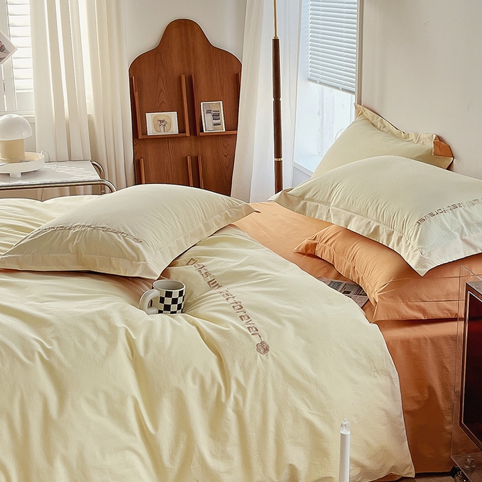 91家纺网 家纺一手货源 找家纺 拼社家纺 2026新款A类色织全棉水洗棉四件套纯棉四件套刺绣床上用品-漫系列 奶油白+香橙