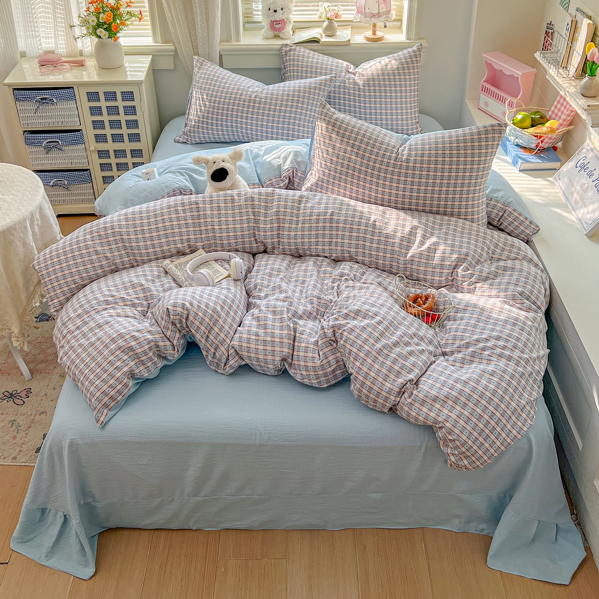 91家纺网 家纺一手货源 找家纺 金梦拉家纺 2026春夏新款云感双层纱皱皱纱系列四件套 凯特蓝