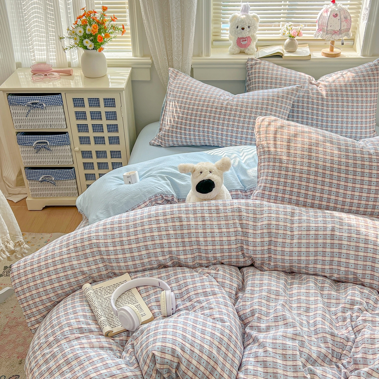 91家纺网 家纺一手货源 找家纺 金梦拉家纺 2026春夏新款云感双层纱皱皱纱系列四件套 凯特蓝