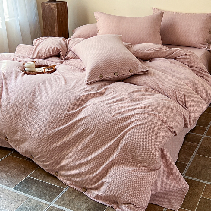 91家纺网 家纺一手货源 找家纺 库里梦家纺 2026新款色织提花婴儿棉四件套 琥珀红