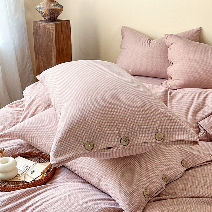 91家纺网 家纺一手货源 找家纺 库里梦家纺 2026新款色织提花婴儿棉四件套 琥珀红