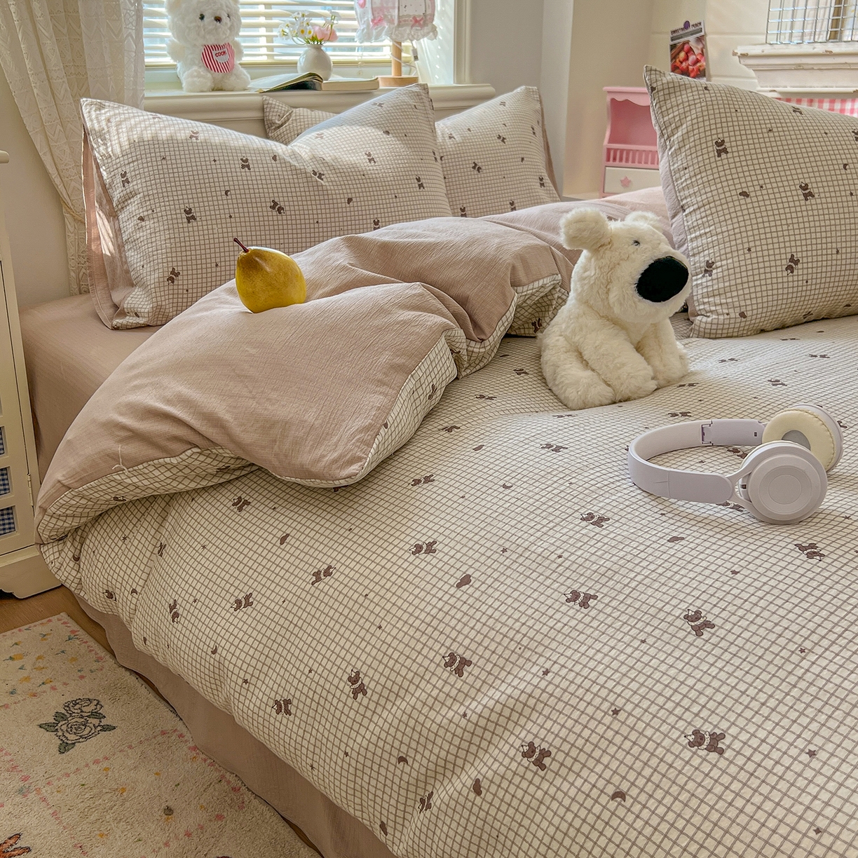 91家纺网 家纺一手货源 找家纺 金梦拉家纺 2026春夏新款云感双层纱皱皱纱系列四件套 可爱熊熊