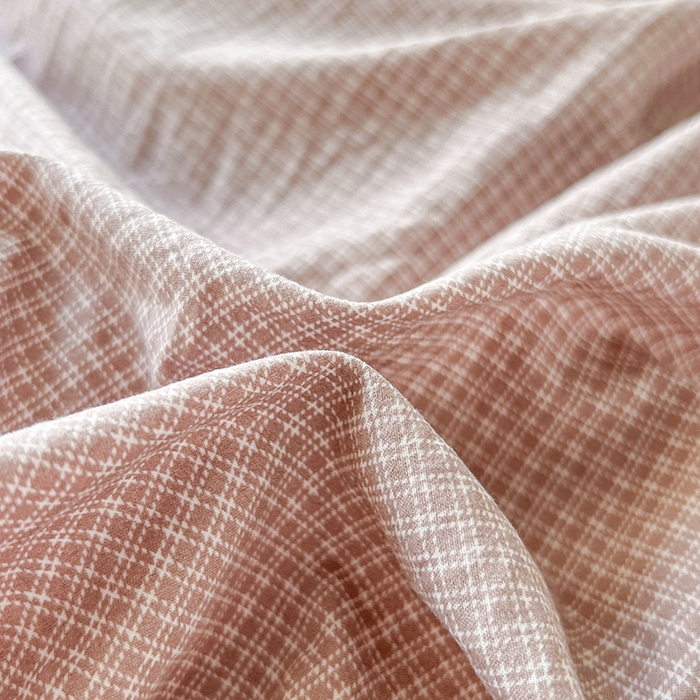 91家纺网 家纺一手货源 找家纺 库里梦家纺 2026新款色织提花婴儿棉四件套 琥珀红