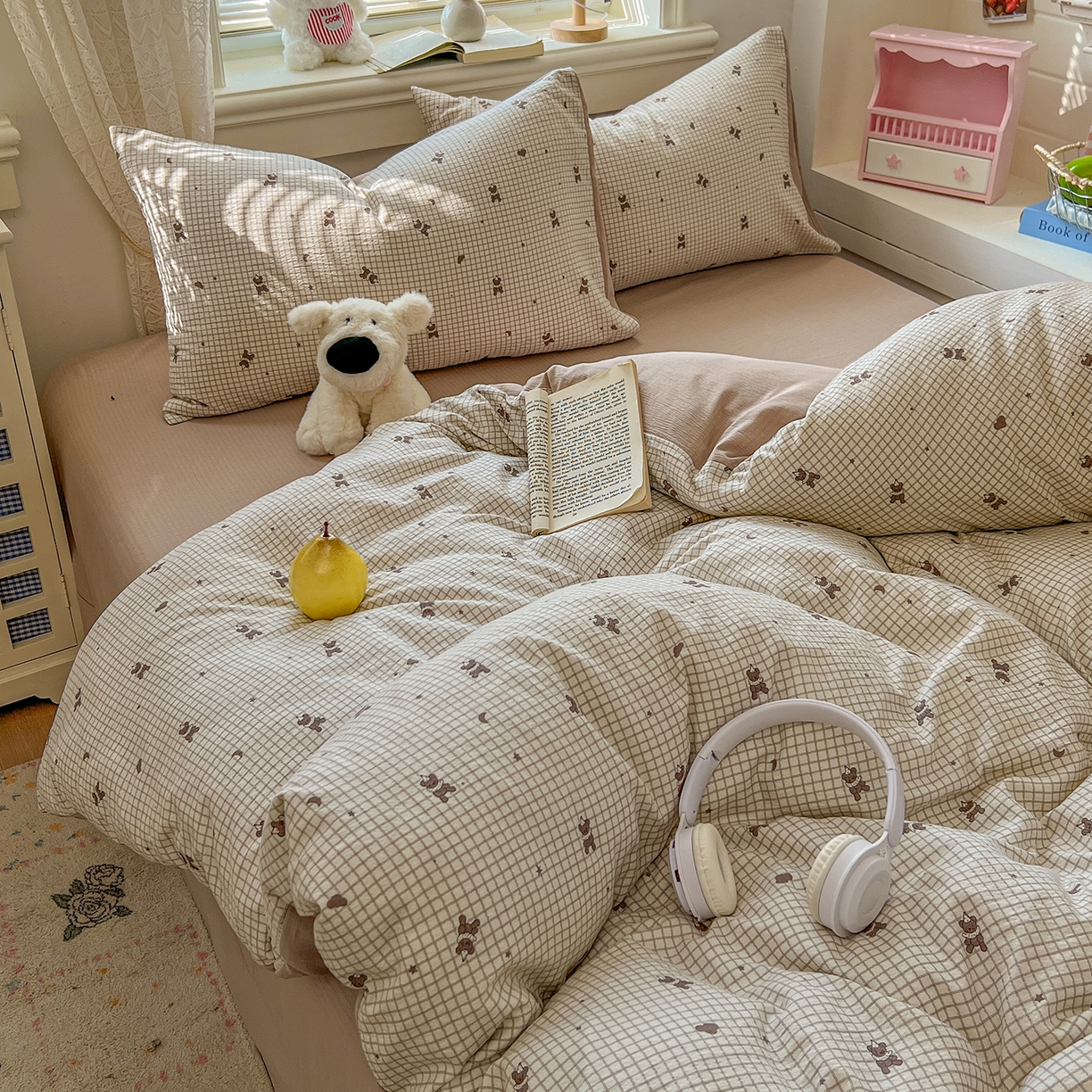 91家纺网 家纺一手货源 找家纺 金梦拉家纺 2026春夏新款云感双层纱皱皱纱系列四件套 可爱熊熊