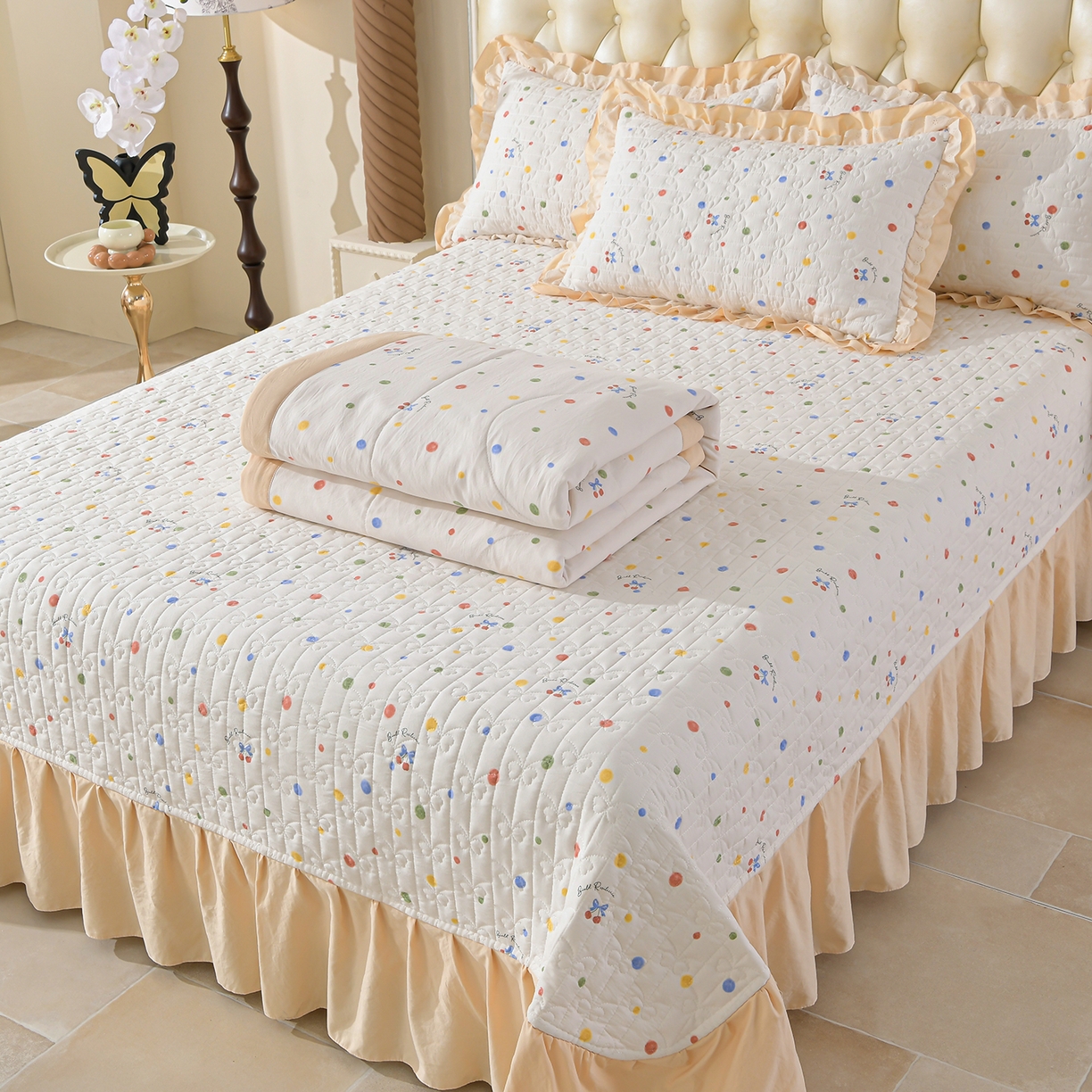 91家纺网 家纺一手货源 找家纺 金梦家居 2026新款水洗棉床盖夏被款四件套 彩色波点