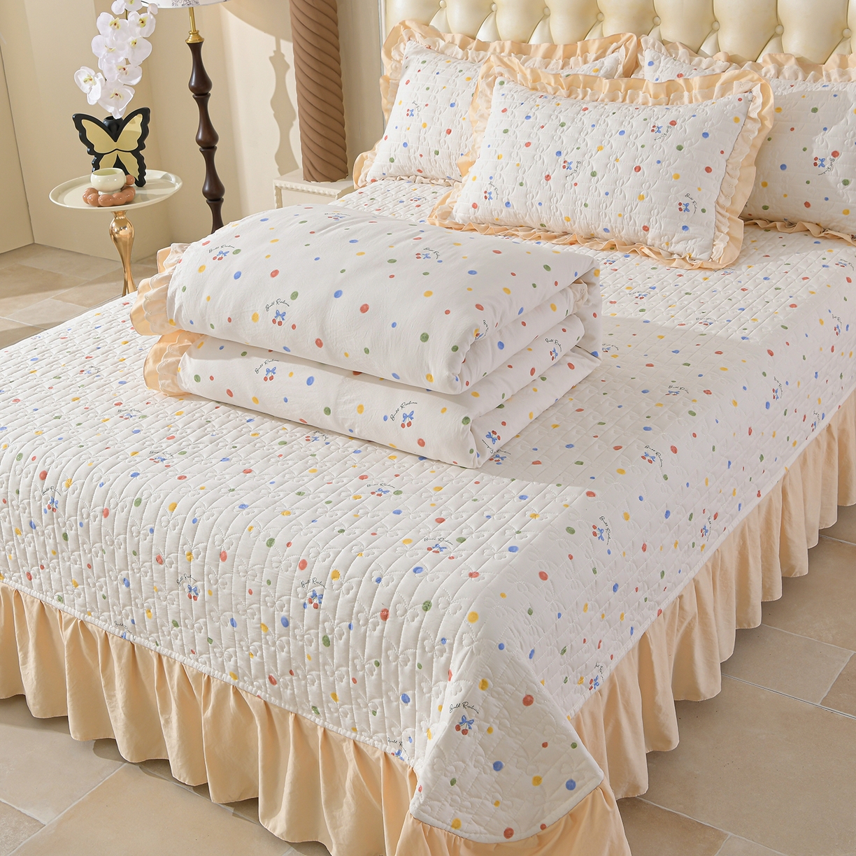 91家纺网 家纺一手货源 找家纺 金梦家居 2026新款水洗棉床盖夏被款四件套 彩色波点