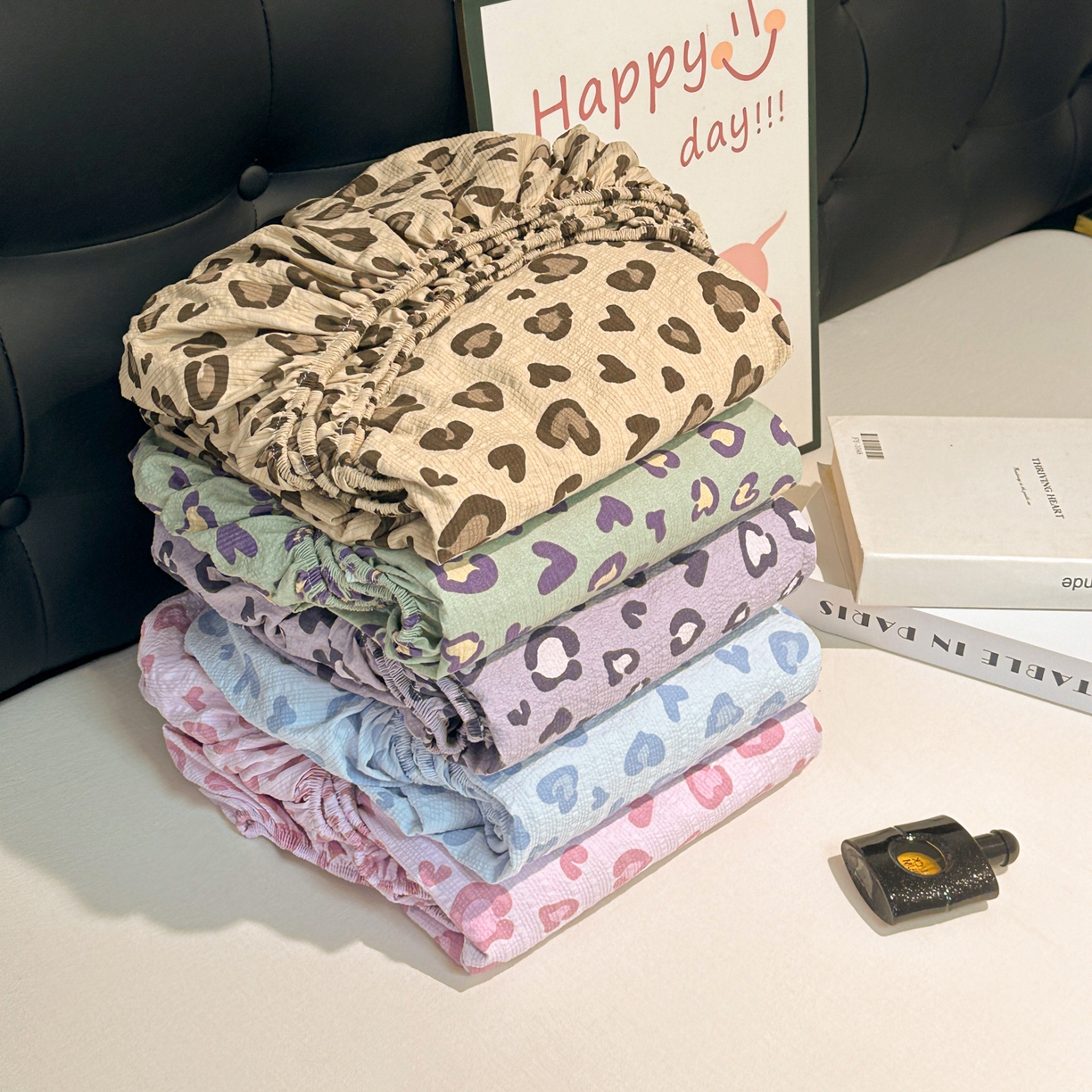 91家纺网 家纺一手货源 找家纺 韩巢家纺 2026新款豹纹泡芙纱单床笠热销款防滑床笠单件床笠单品 组合图仅供参考不可下单