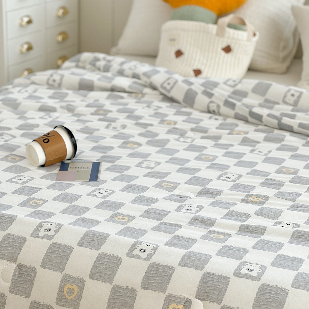 91家纺网 家纺一手货源 找家纺 咏绒家纺工厂店 厂家直销网销爆款花型永不断货2025春夏新款A类牛奶针织棉大豆夏被（长期款） 魔方熊