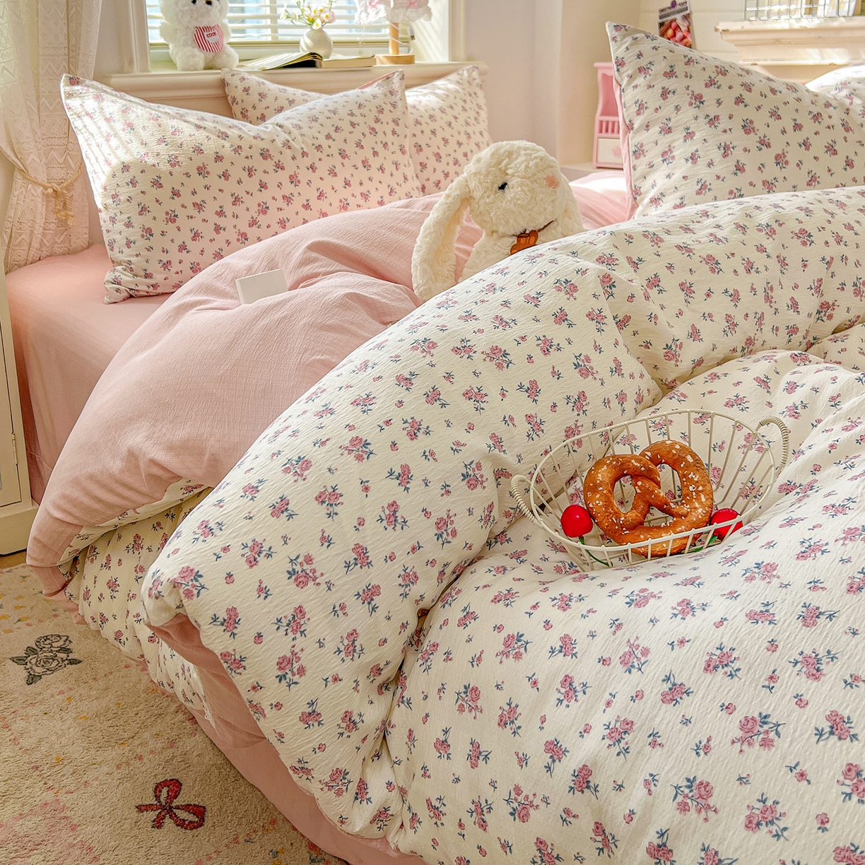 91家纺网 家纺一手货源 找家纺 金梦拉家纺 2026春夏新款云感双层纱皱皱纱系列四件套 茉莉清风