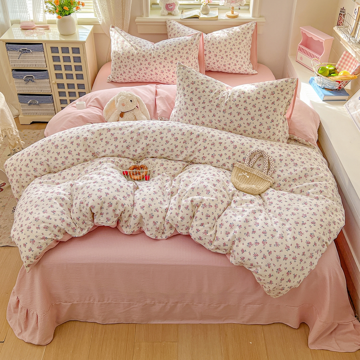 91家纺网 家纺一手货源 找家纺 金梦拉家纺 2026春夏新款云感双层纱皱皱纱系列四件套 茉莉清风